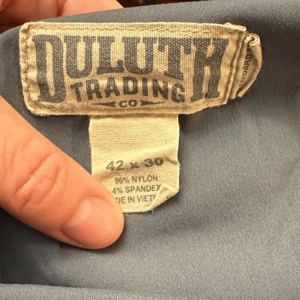 Duluth Trading Co Men's Slate Gray Cargo Standard Fit size 42x30